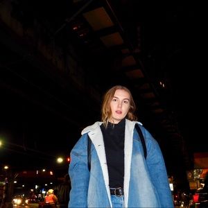 Meet your Posher, Bee